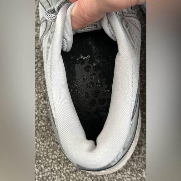 ASICS Gel Kayano 28 Running Shoes | Women’s Size 9.5 - Picture 11 of 12